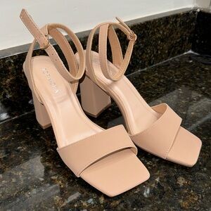 Heels Nude